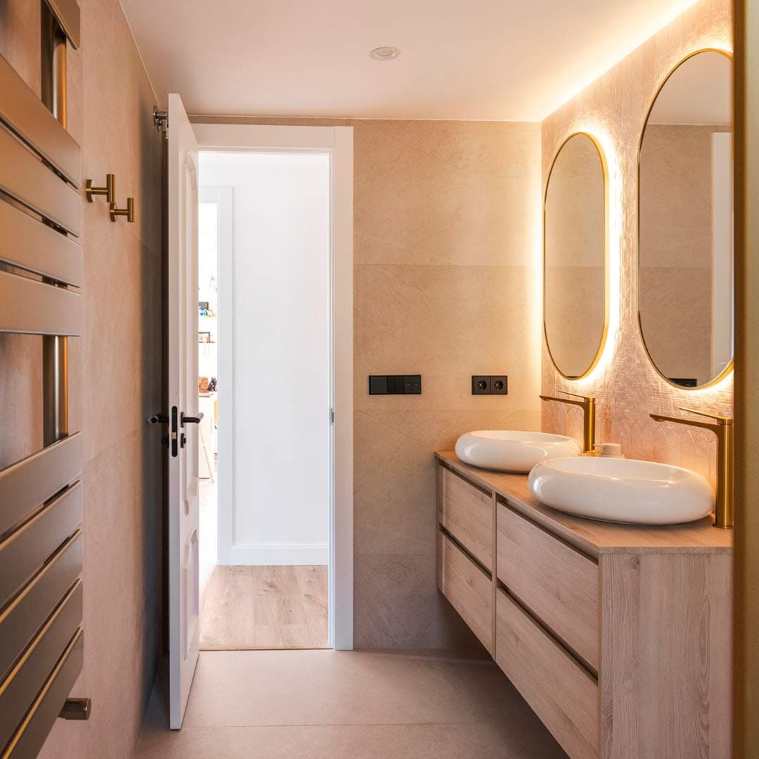 Dune Luxury Accents